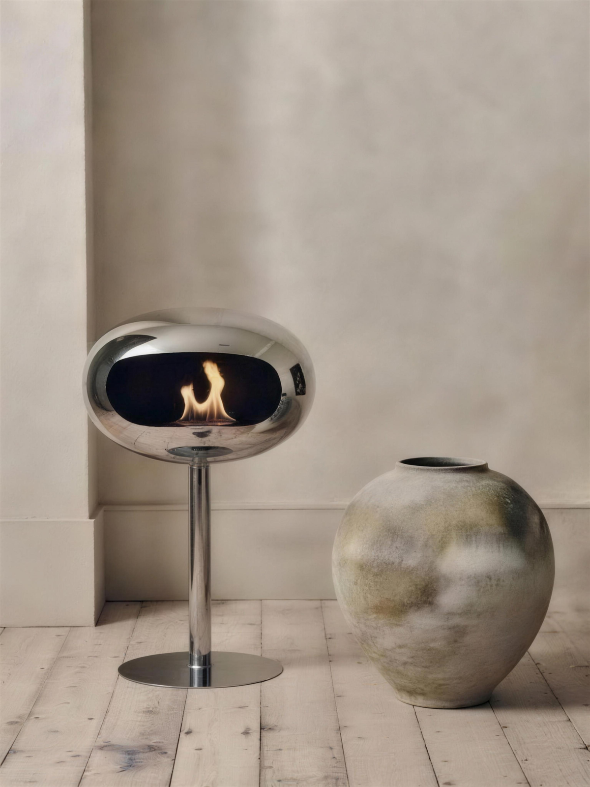 Sophia - ARDĒO pedestal fire